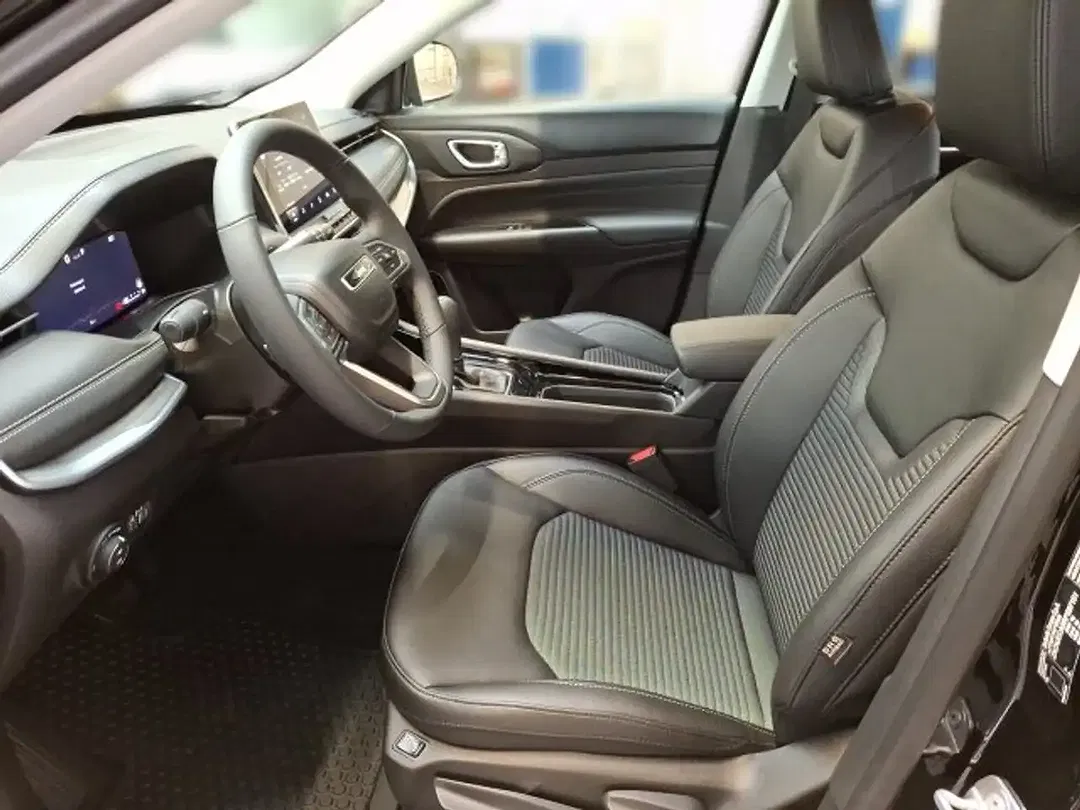 Jeep Compass - Thumbnail 10
