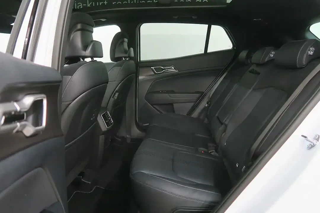 Kia Sportage - Thumbnail 11
