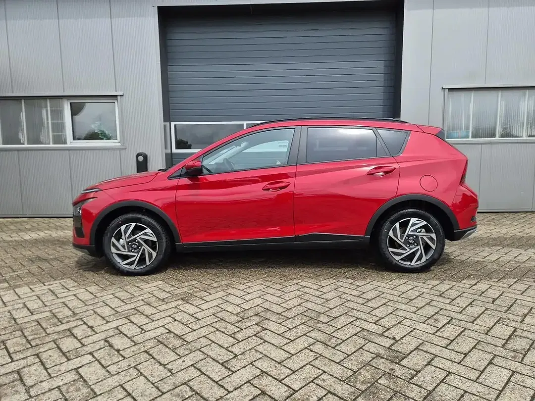 Hyundai BAYON - Thumbnail 1