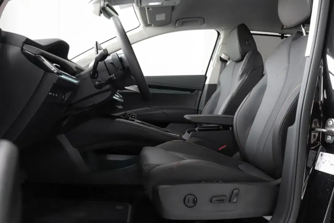Skoda Enyaq - Thumbnail 4