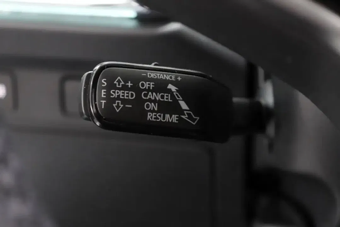 Skoda Enyaq - Thumbnail 8