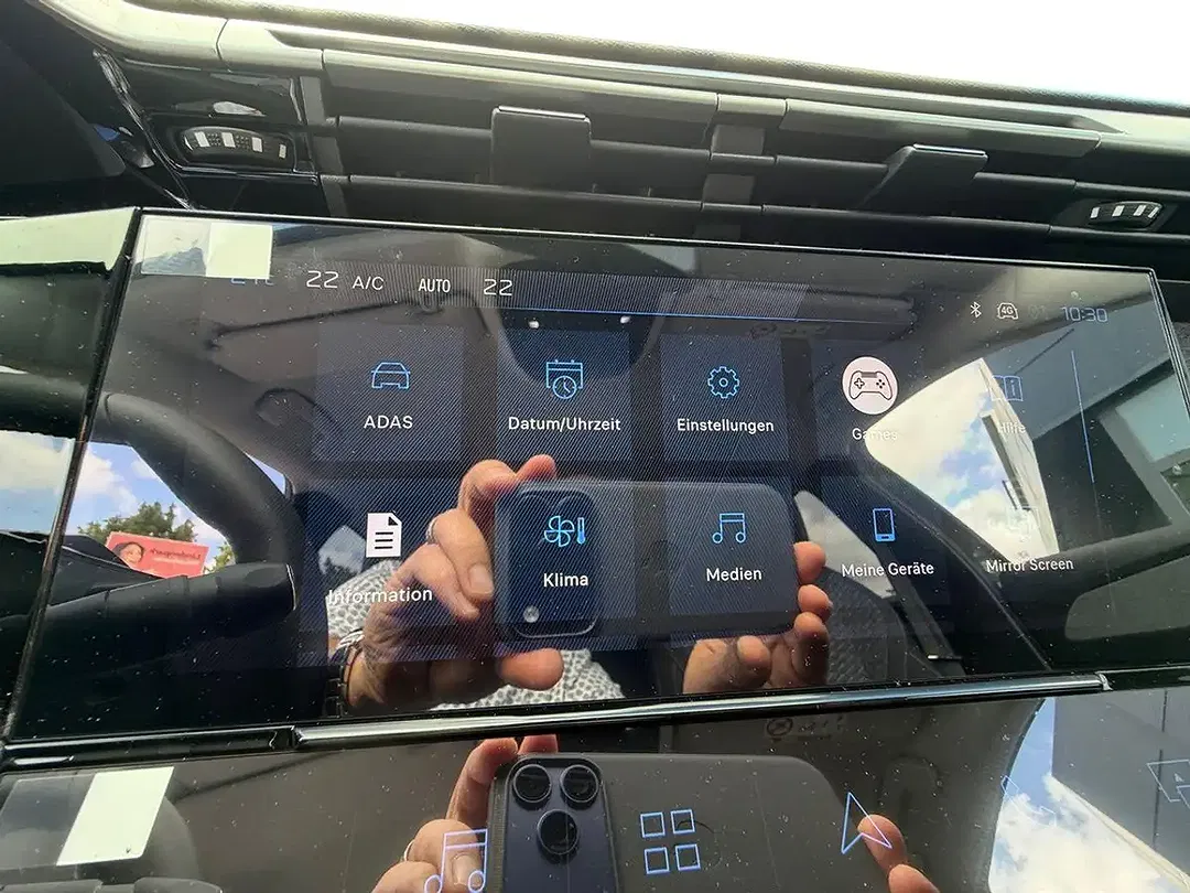 Peugeot 308 - Thumbnail 11