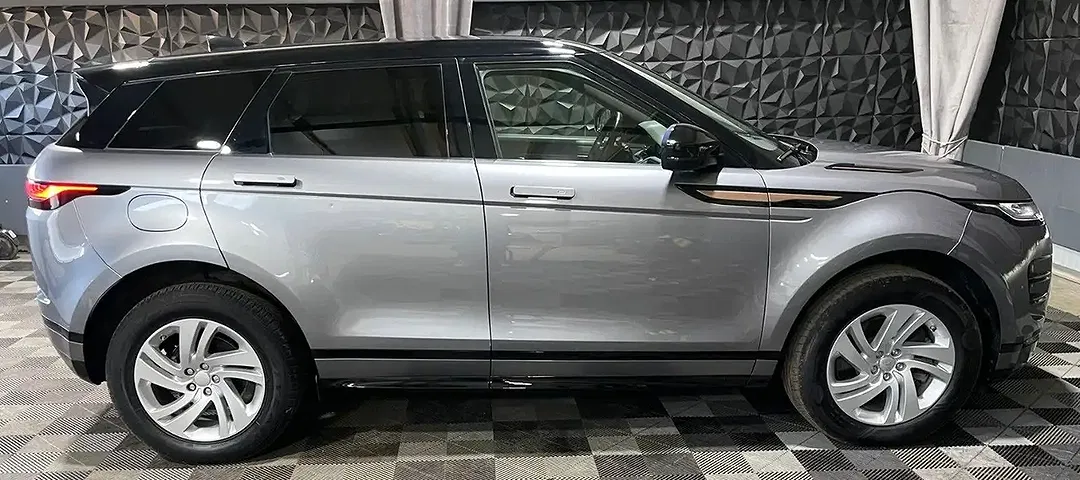 Land Rover Range Rover Evoque - Thumbnail 5
