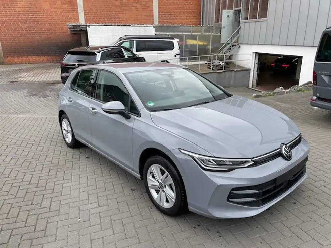 Volkswagen Golf - Thumbnail 4