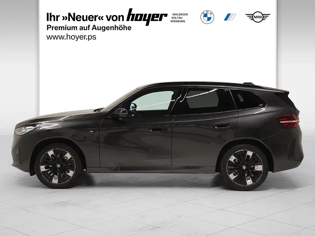 BMW X3 - Thumbnail 3
