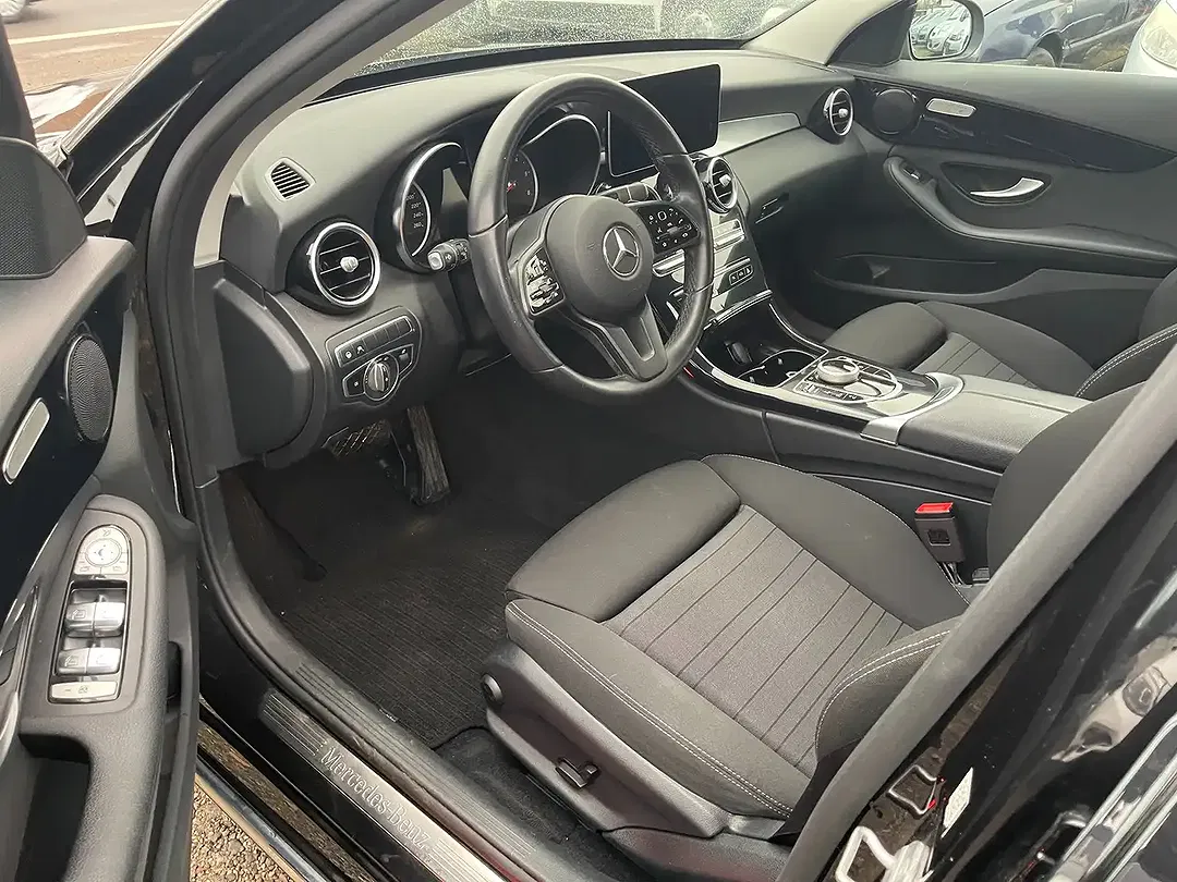 Mercedes-Benz C 300 - Thumbnail 11