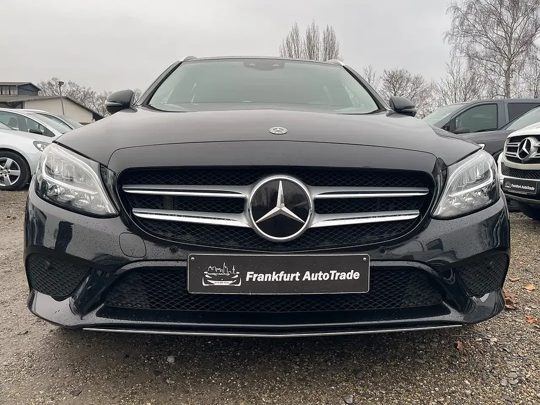 Mercedes-Benz C 300 - foto 2