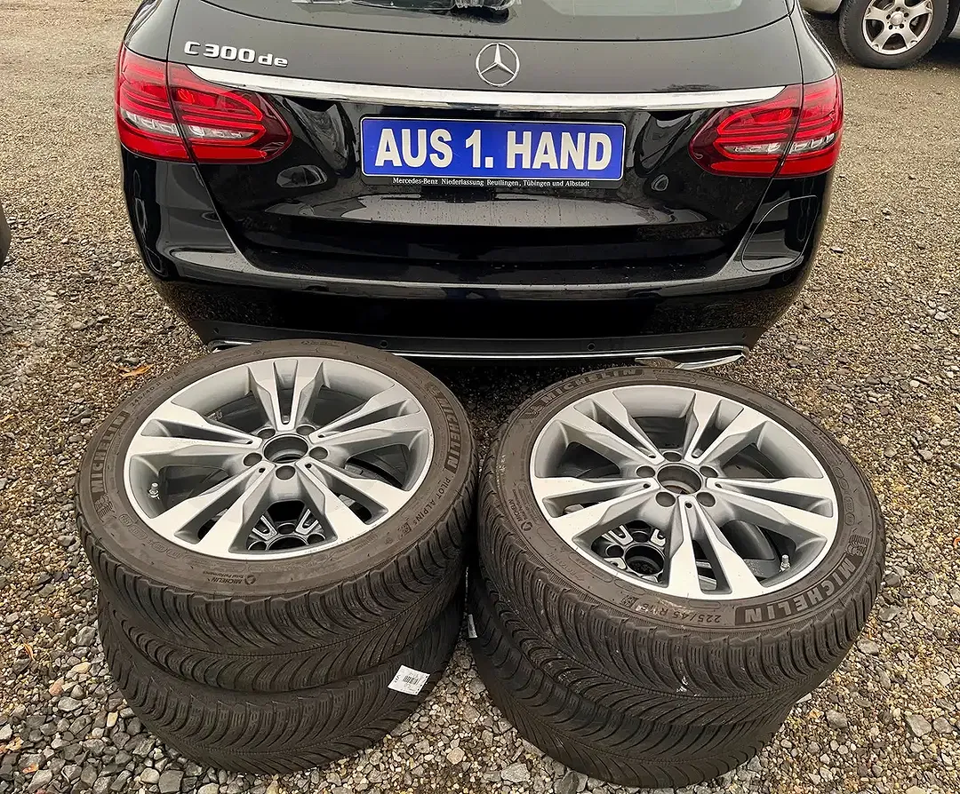 Mercedes-Benz C 300 - Thumbnail 9