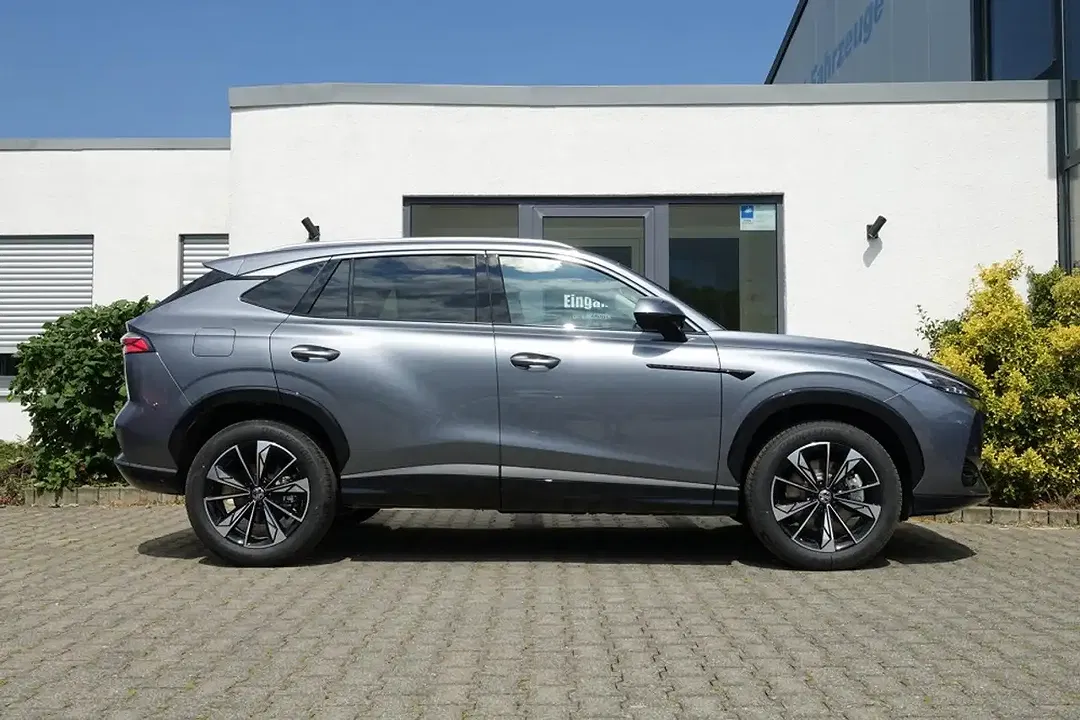 MG HS Hybrid+ Luxury - foto 2