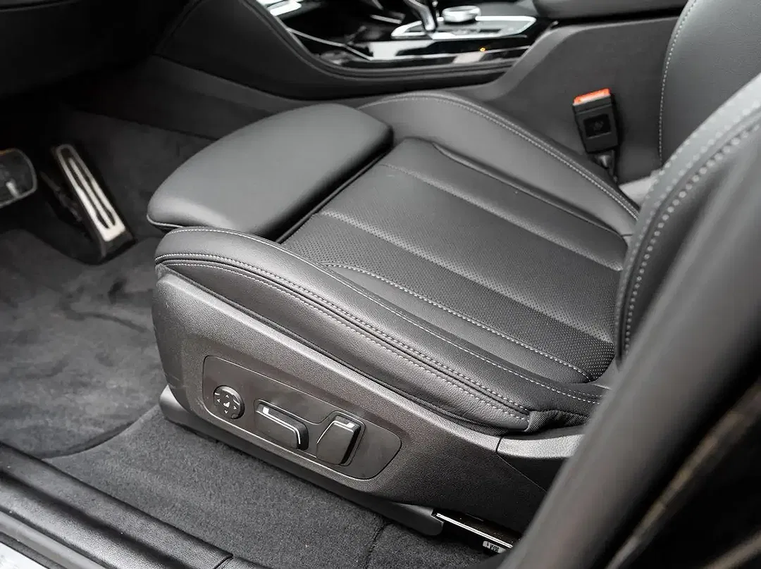 BMW X4 - Thumbnail 11