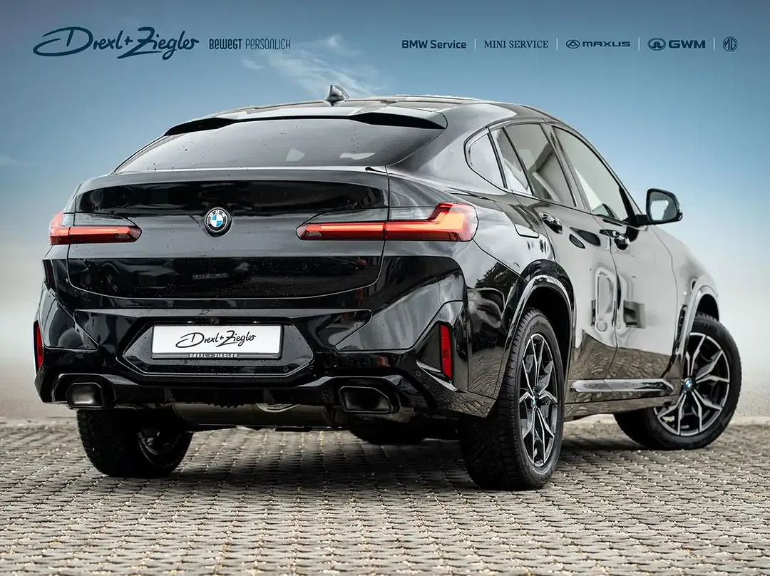 BMW X4 - Thumbnail 3