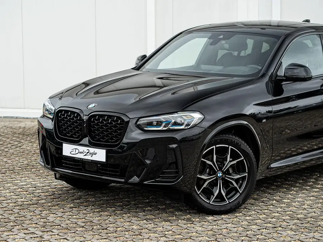 BMW X4 - Thumbnail 4