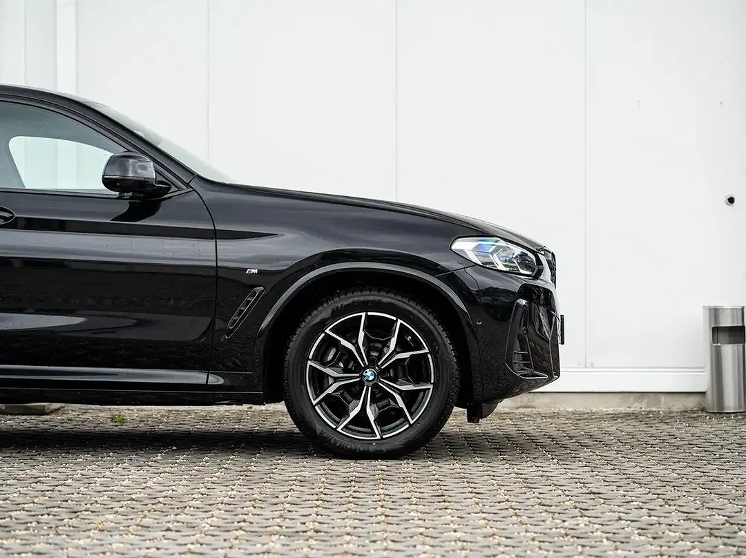 BMW X4 - Thumbnail 7