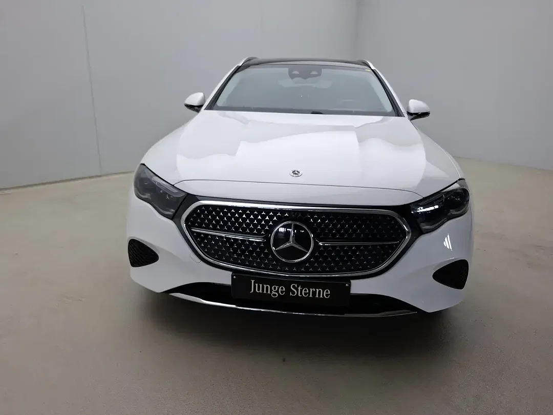 Mercedes-Benz E 220 - Afbeelding 1