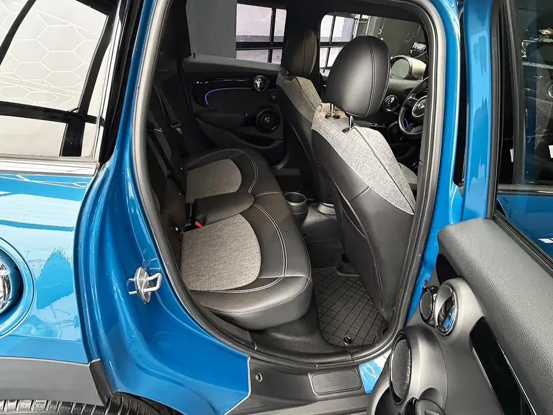 MINI Cooper S - Thumbnail 12