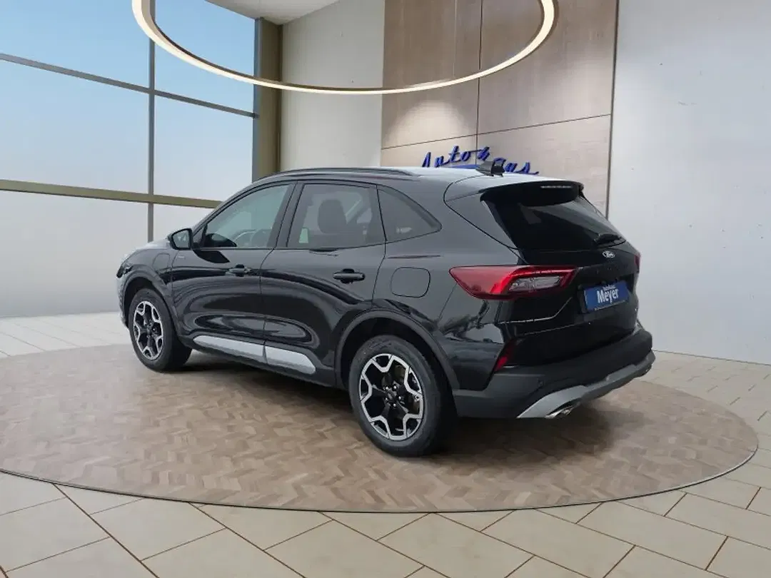 Ford Kuga - Thumbnail 4