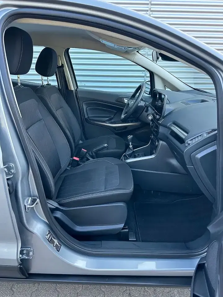 Ford EcoSport - Thumbnail 4