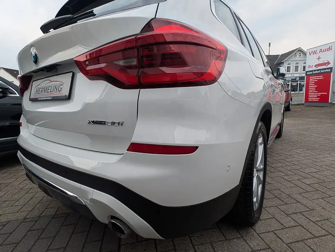 BMW X3 - Thumbnail 11