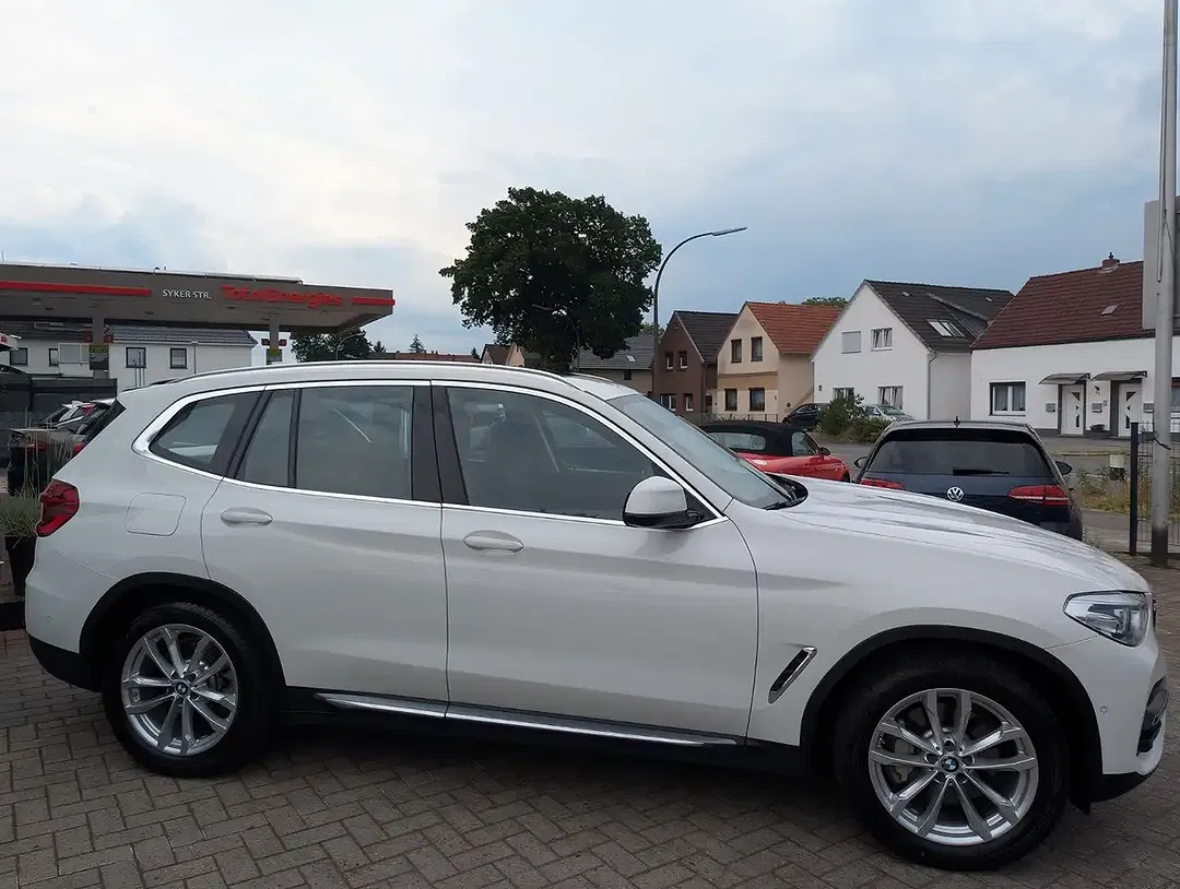 BMW X3 - Thumbnail 8