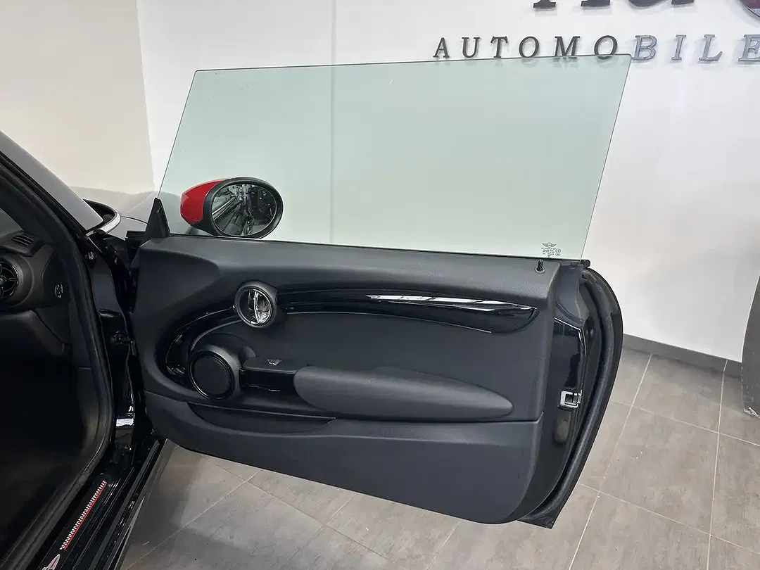 MINI John Cooper Works - Thumbnail 11