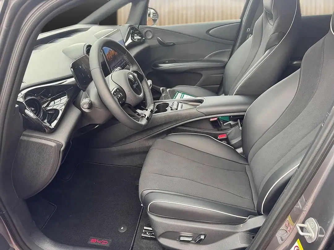 BYD Dolphin - Thumbnail 8