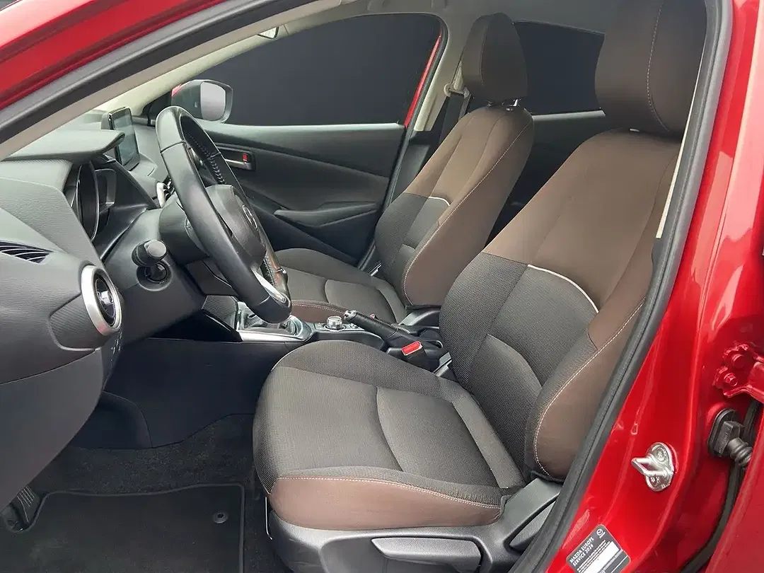 Mazda 2 - Thumbnail 10
