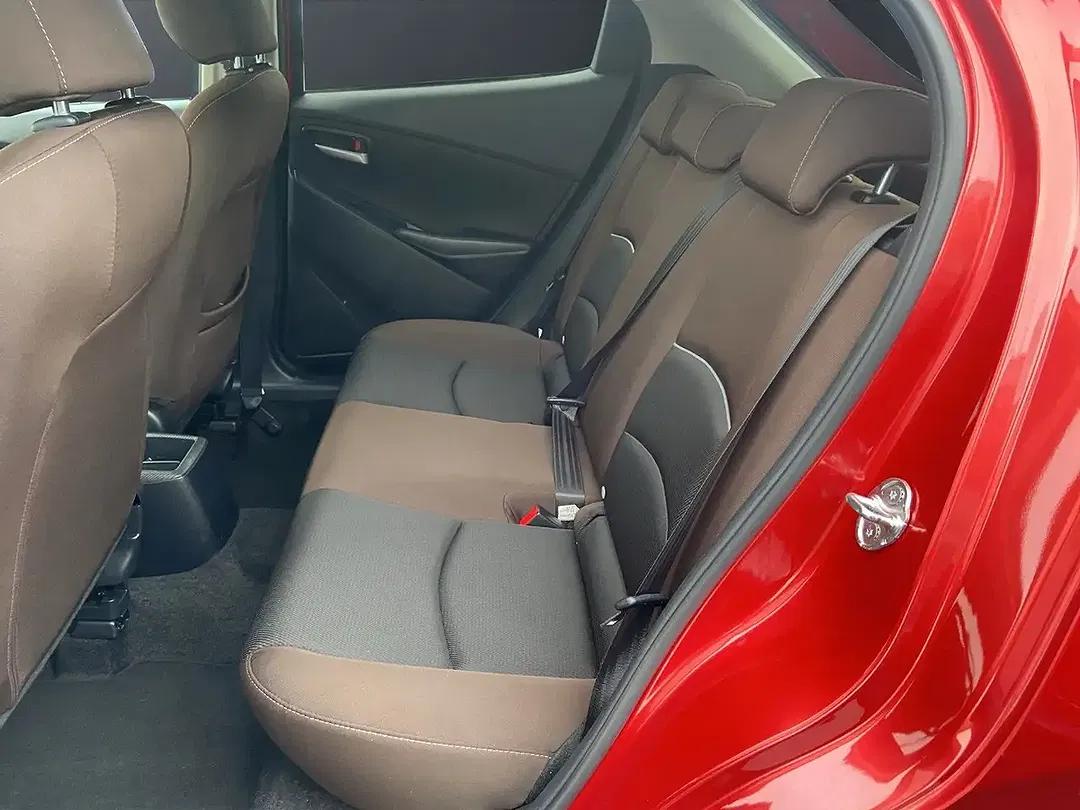 Mazda 2 - Thumbnail 11