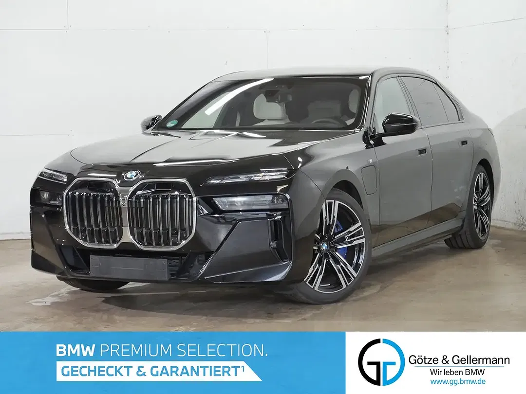 BMW 750 xDrive M Sport - foto 1