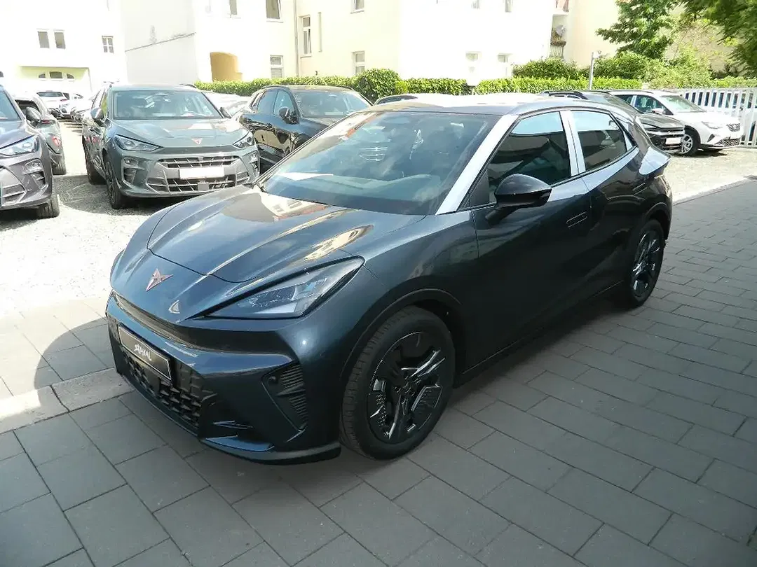CUPRA Raval - Thumbnail 3