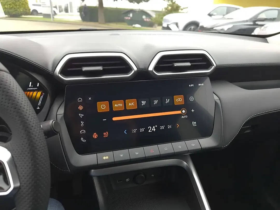 MG ZS Hybrid+ Luxury - foto 15