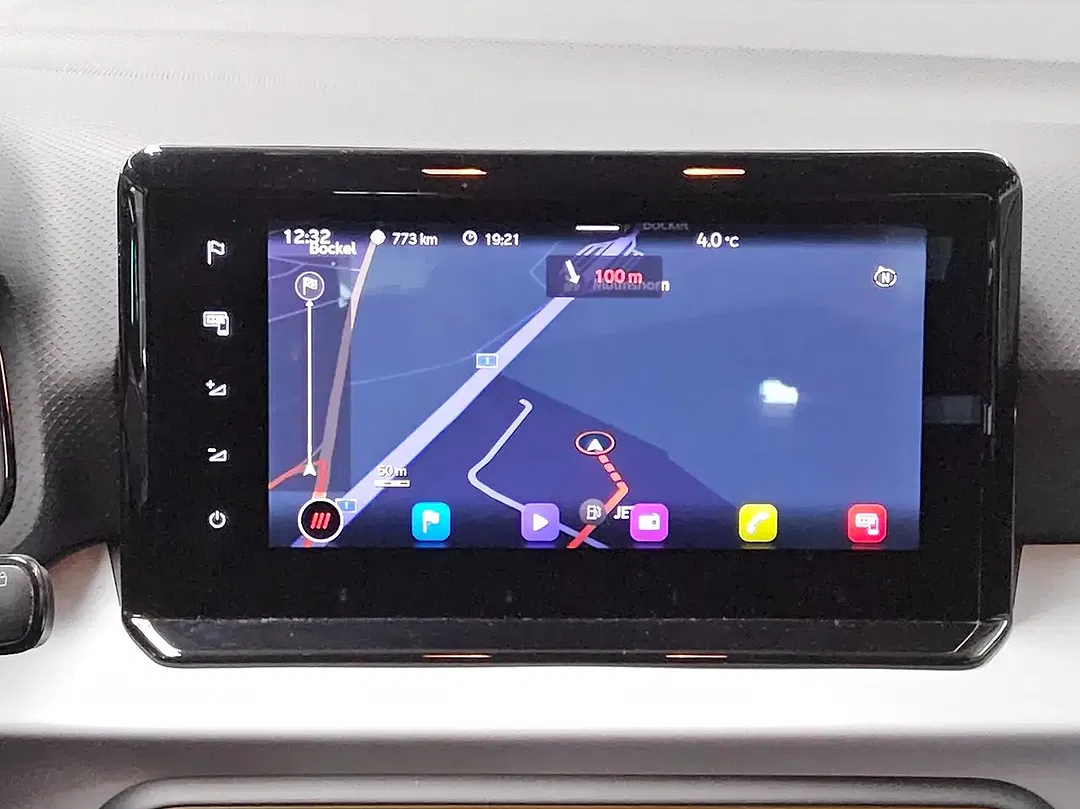 SEAT Arona - Thumbnail 7