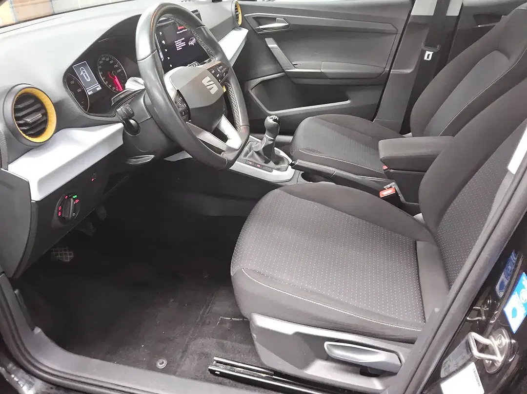 SEAT Arona - Thumbnail 8