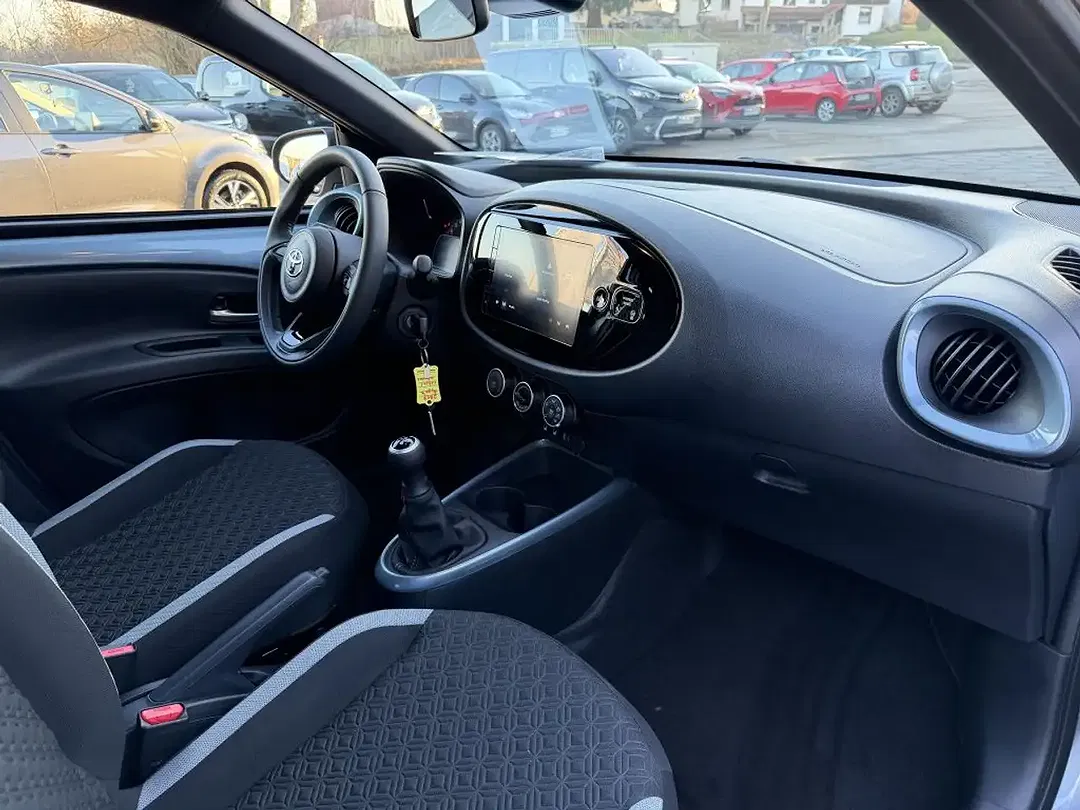 Toyota Aygo X - Thumbnail 10