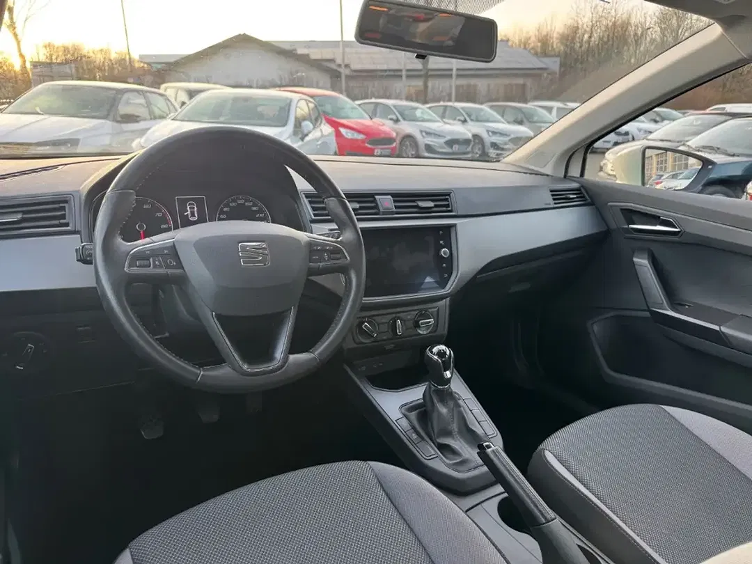 SEAT Ibiza - Thumbnail 10