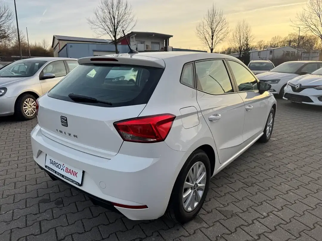 SEAT Ibiza - Thumbnail 5
