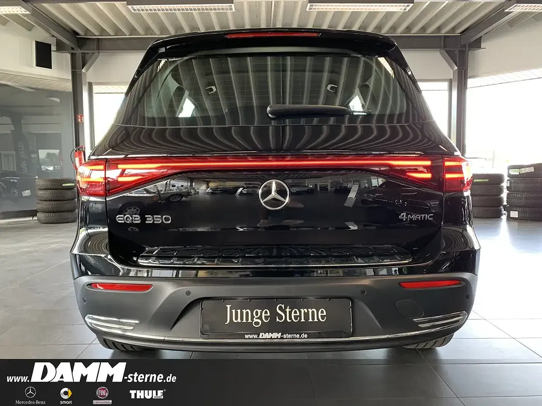 Mercedes-Benz EQB 350 - Thumbnail 8