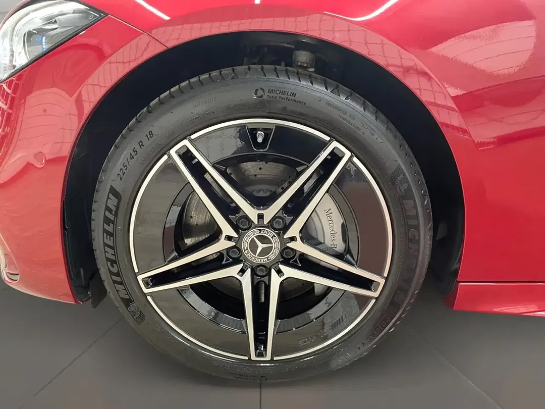 Mercedes-Benz C 300 - Thumbnail 8