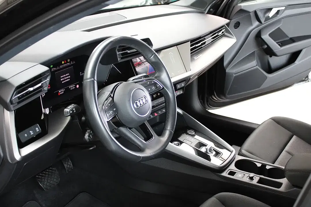 Audi A3 - Thumbnail 2