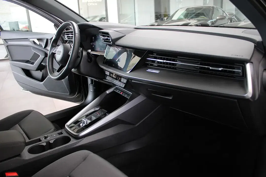 Audi A3 - Thumbnail 6