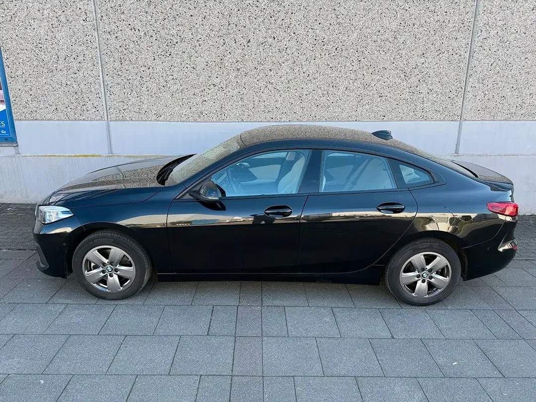 BMW 216 - Thumbnail 12