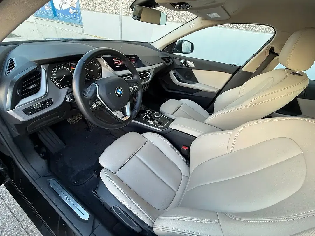 BMW 216 - Thumbnail 14