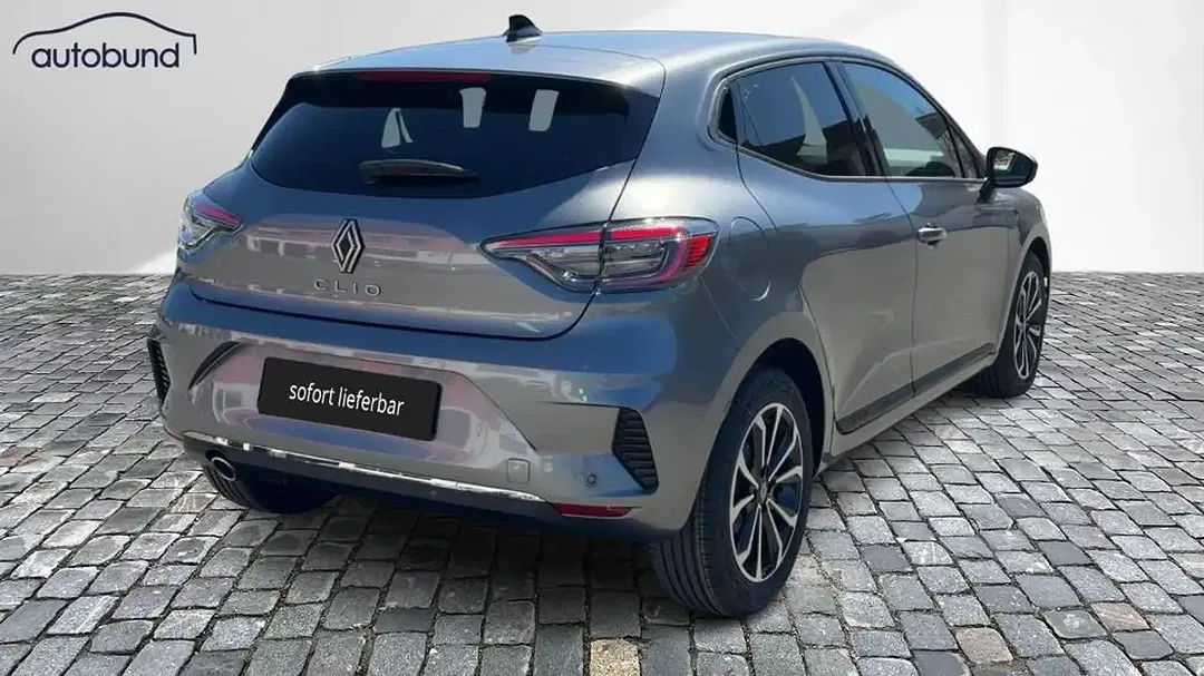Renault Clio - Thumbnail 3
