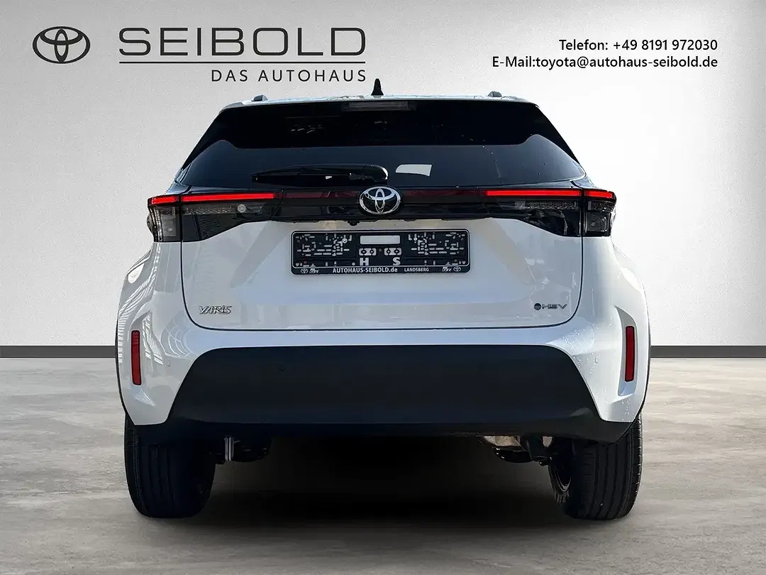 Toyota Yaris Cross - Thumbnail 4