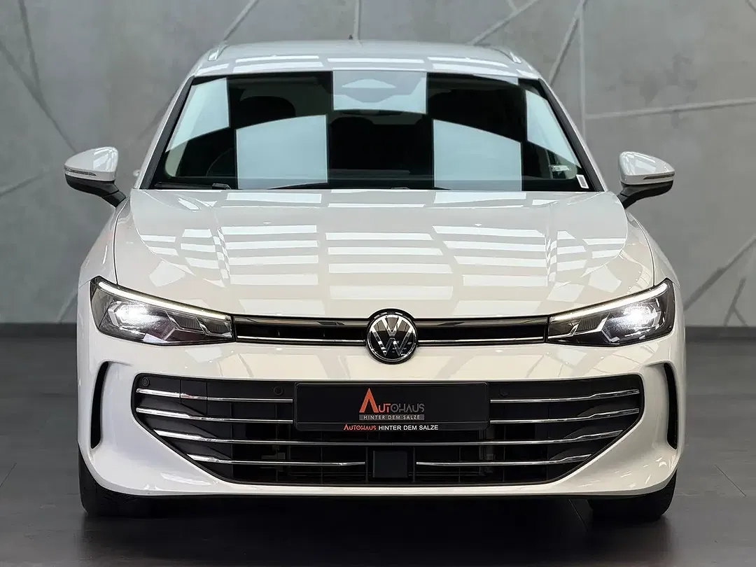 Volkswagen Passat Variant - Thumbnail 3