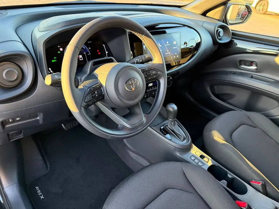 Toyota Aygo - Thumbnail 10