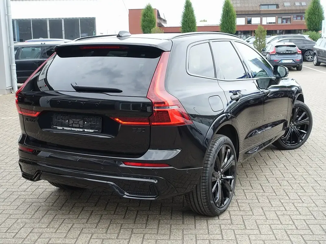 Volvo XC60 B5 AWD Edition Plus - foto 2