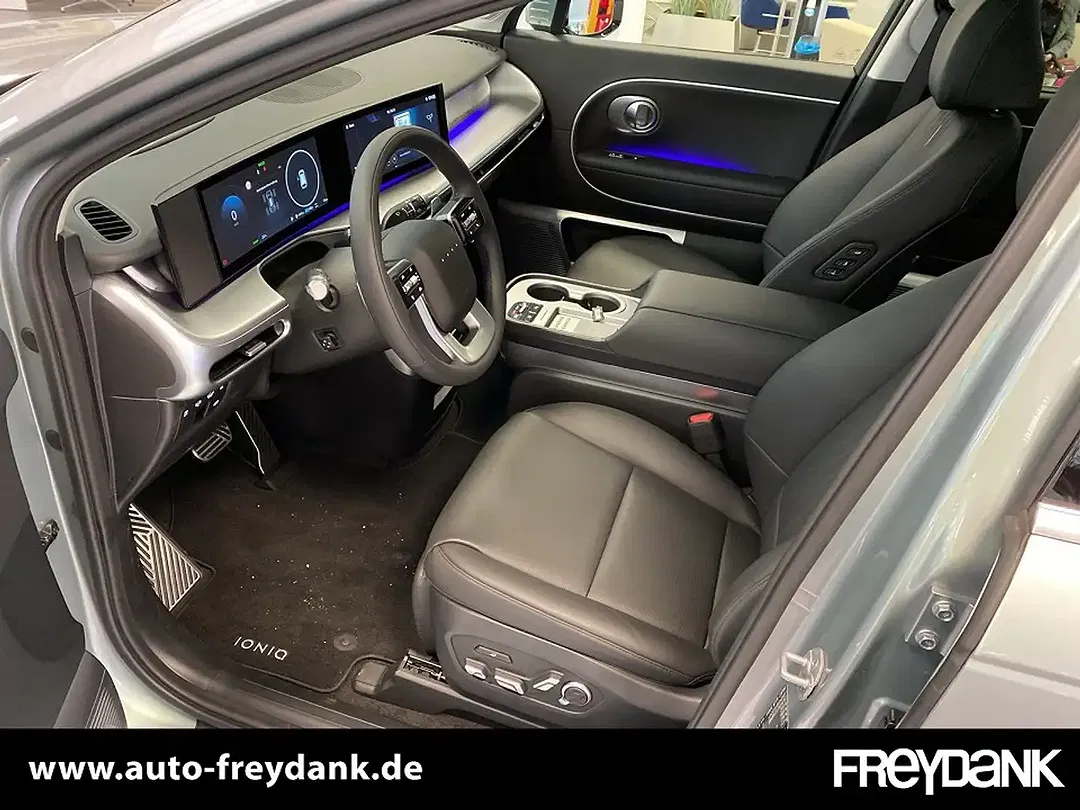 Hyundai IONIQ 9 - Thumbnail 10