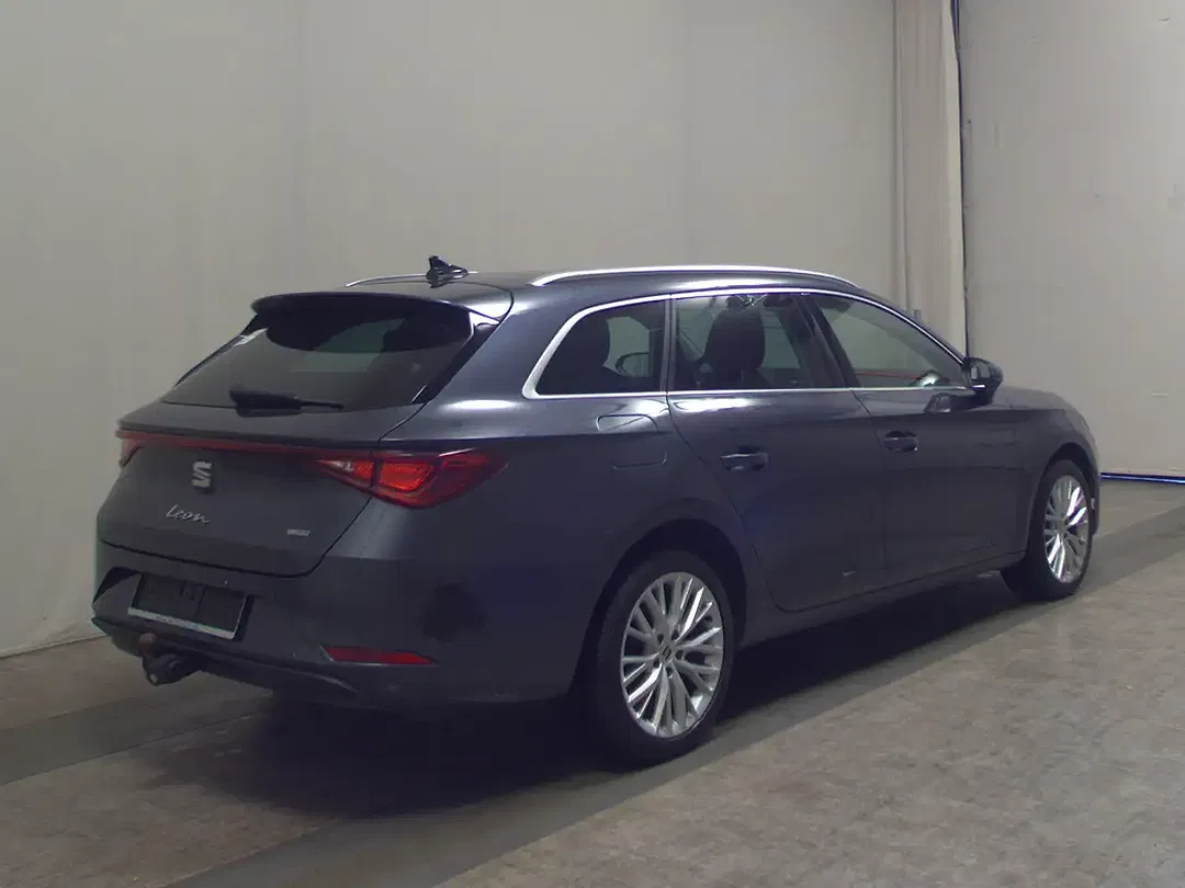 SEAT Leon - Thumbnail 3