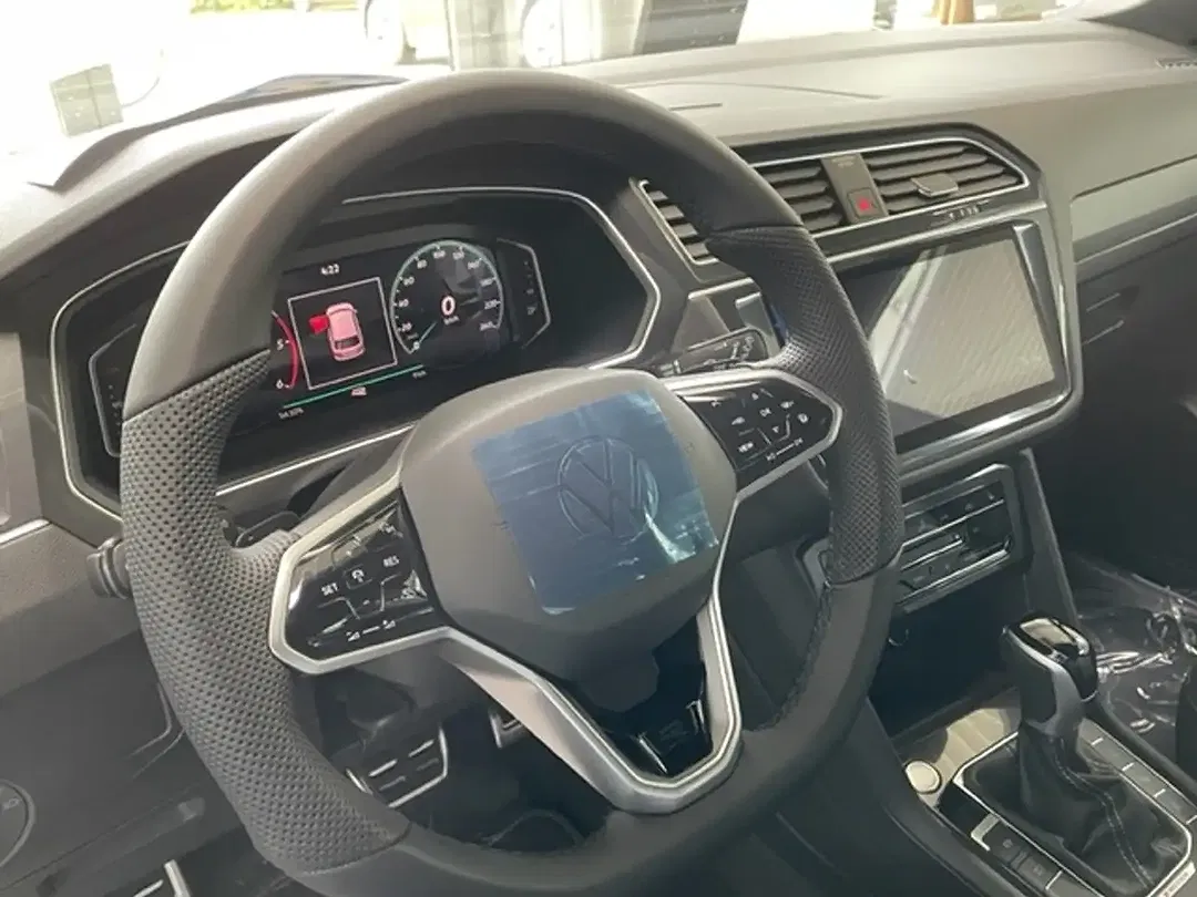 Volkswagen Tiguan Allspace - Thumbnail 9