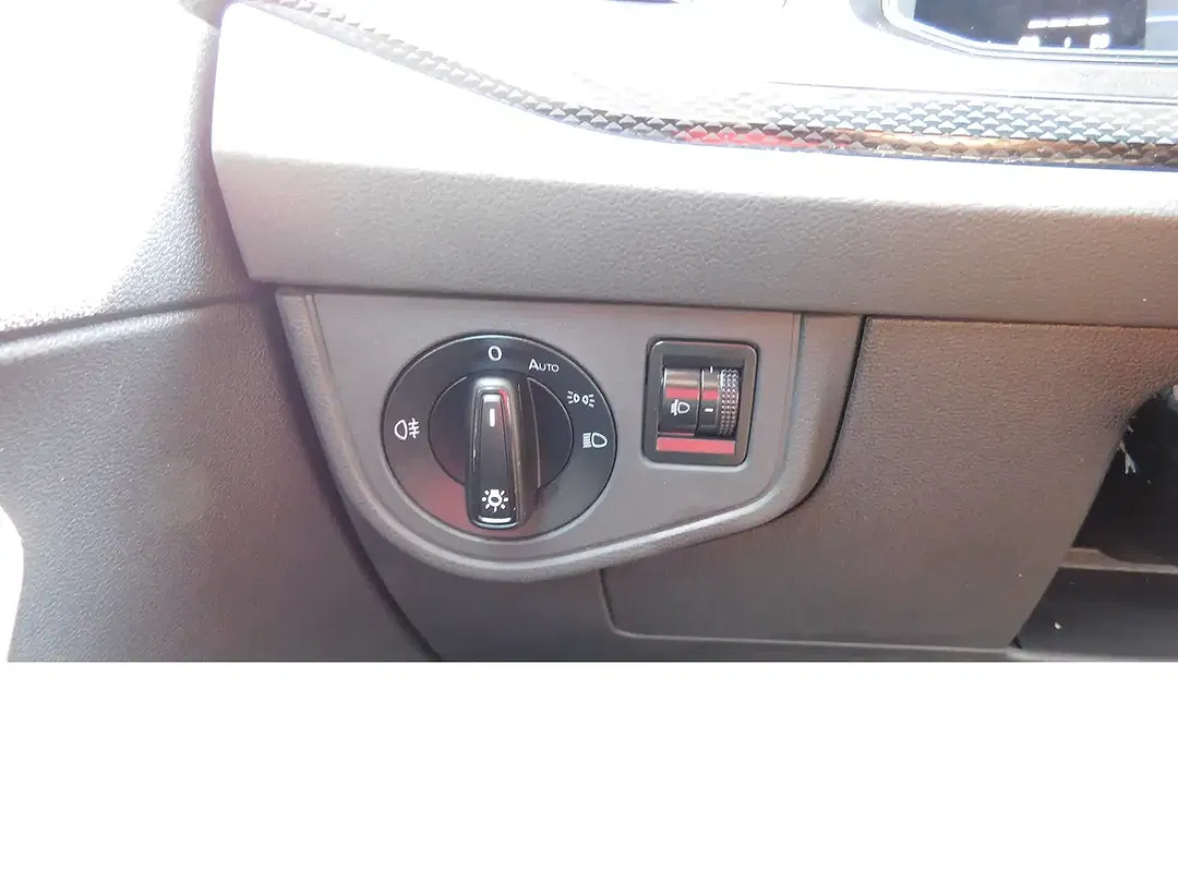 Volkswagen Polo - Thumbnail 12